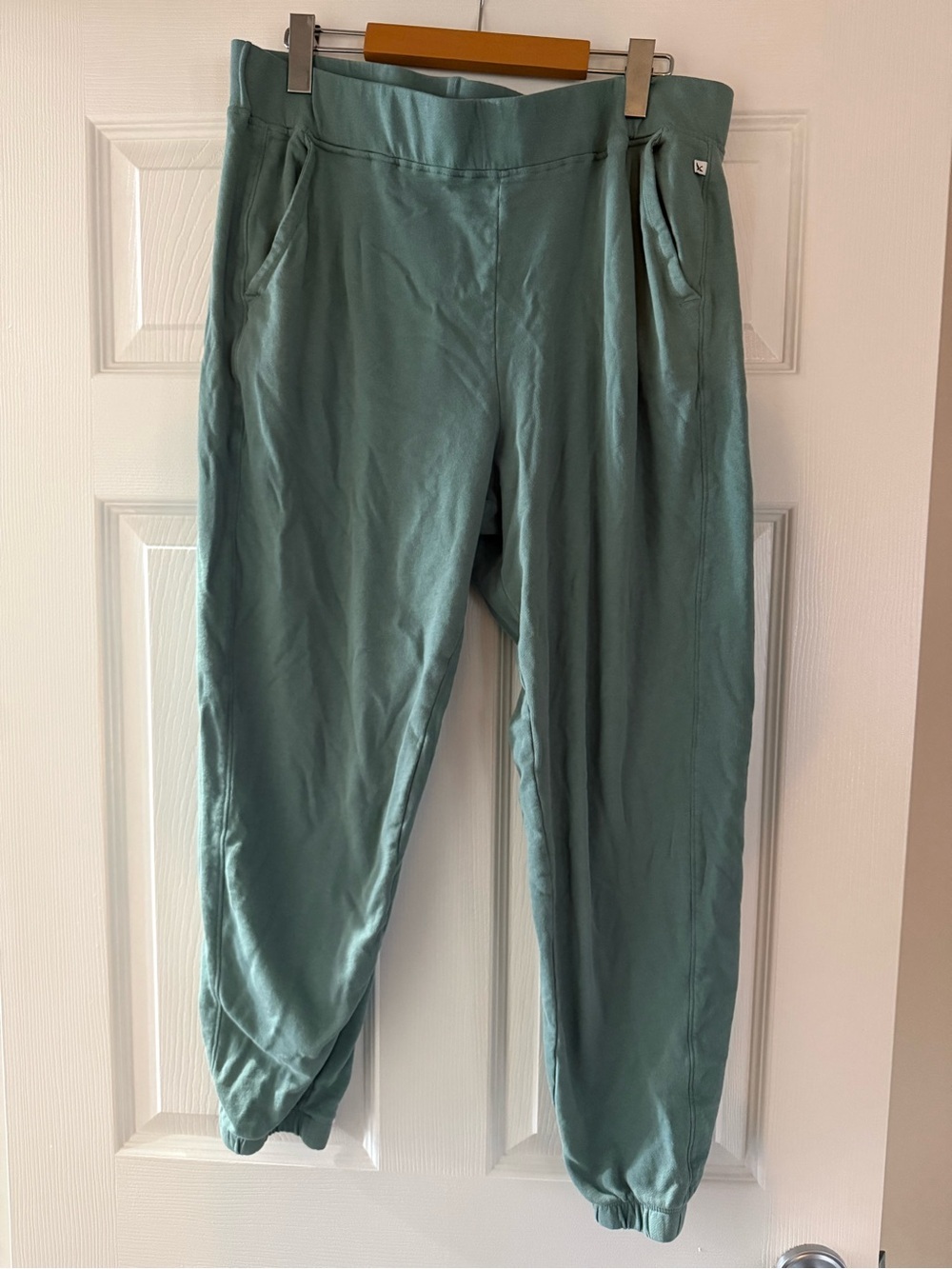 Eddie Bauer Cotton Sage Green Jogger Pants Large